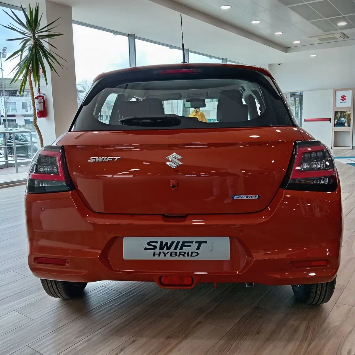 Suzuki Swift nuova a L'Aquila (4)