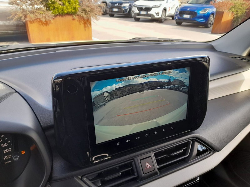 Suzuki Swift nuova a L'Aquila (7)