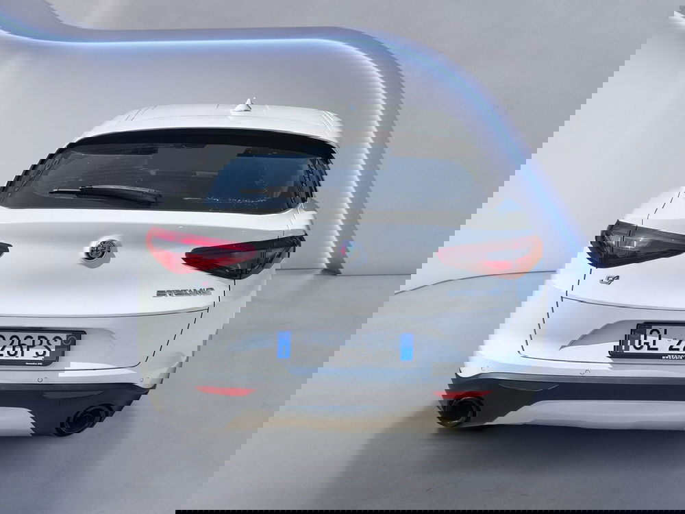 Alfa Romeo Stelvio usata a Padova (4)