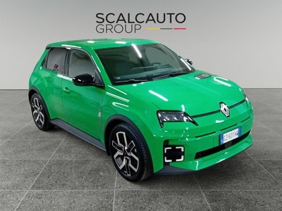Renault Renault 5 Techno urban range 120cv del 2025 usata a Rosa'