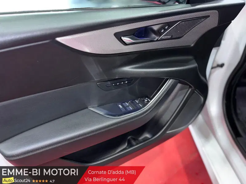 Jaguar XE usata a Monza e Brianza (14)