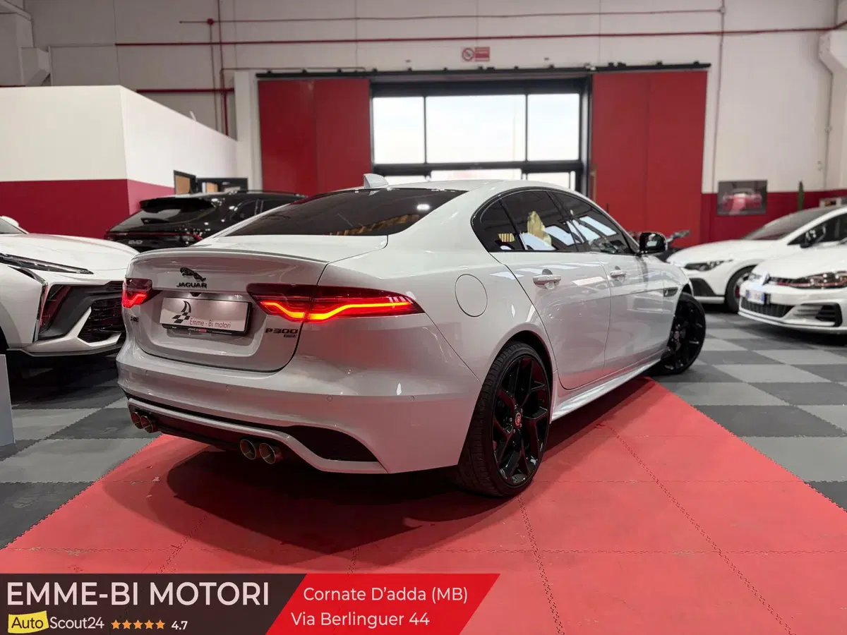 Jaguar XE usata a Monza e Brianza (2)