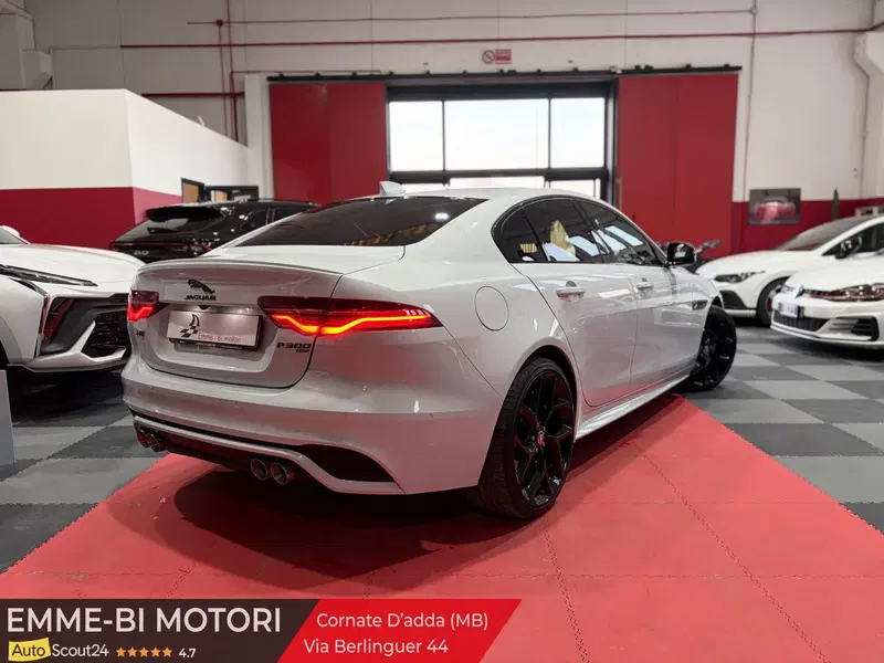 Jaguar XE usata a Monza e Brianza (2)