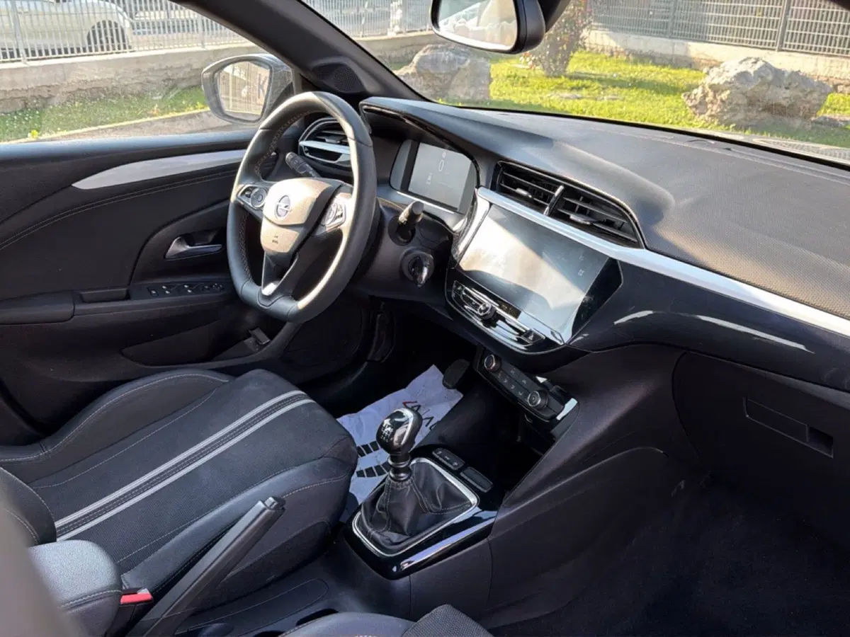 Opel Corsa usata a Roma (12)