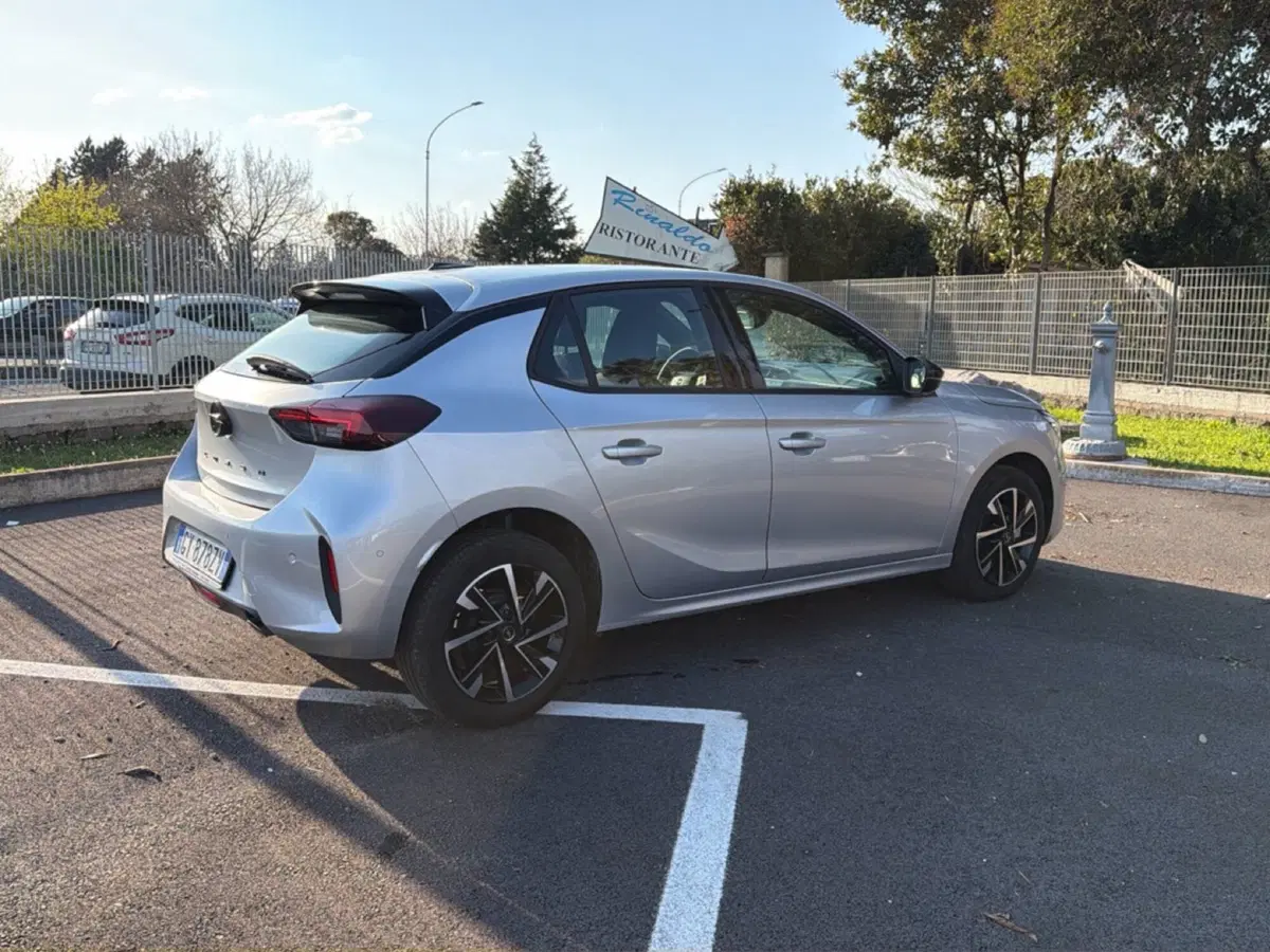 Opel Corsa usata a Roma (6)