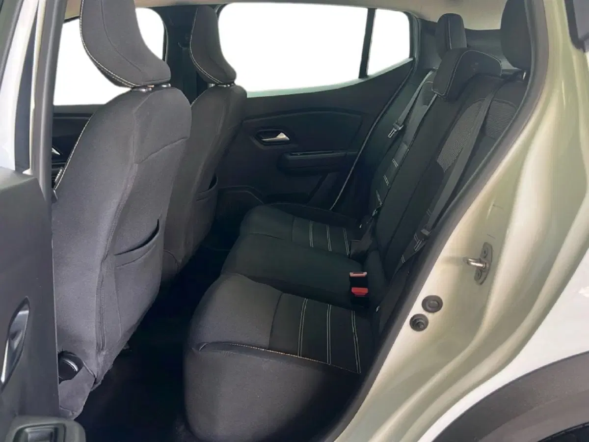 Dacia Sandero usata a Roma (11)