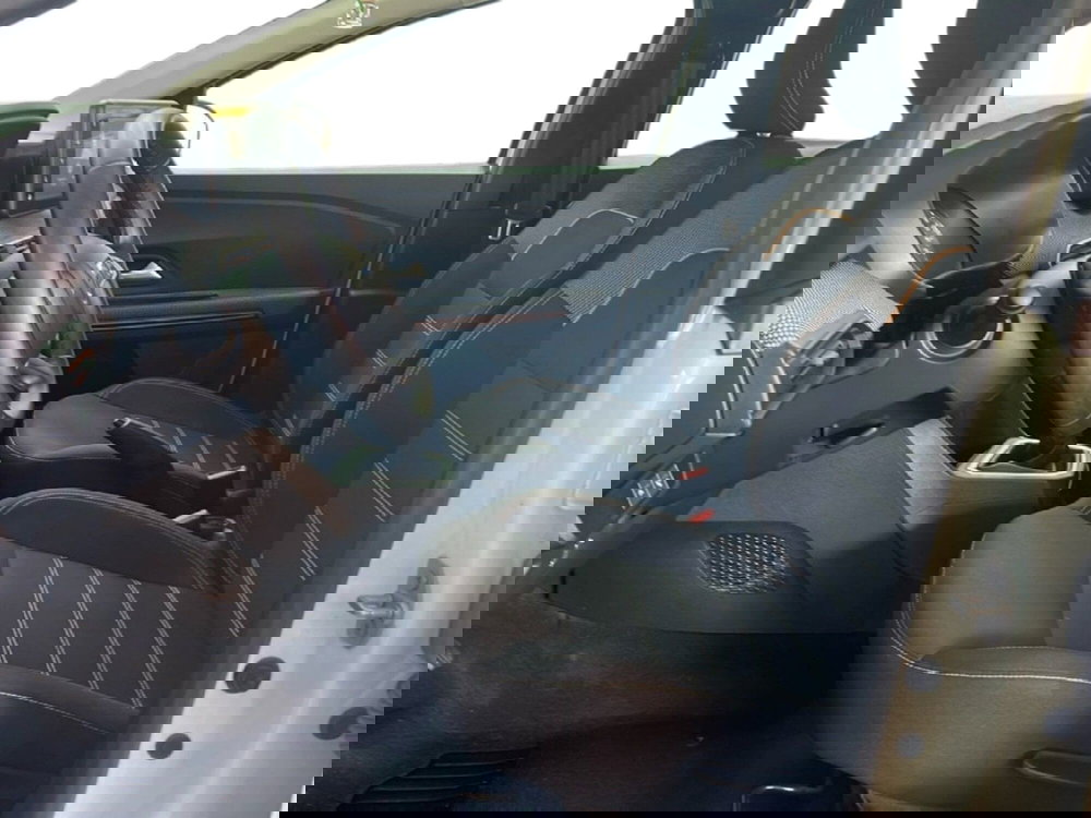 Dacia Sandero usata a Roma (14)