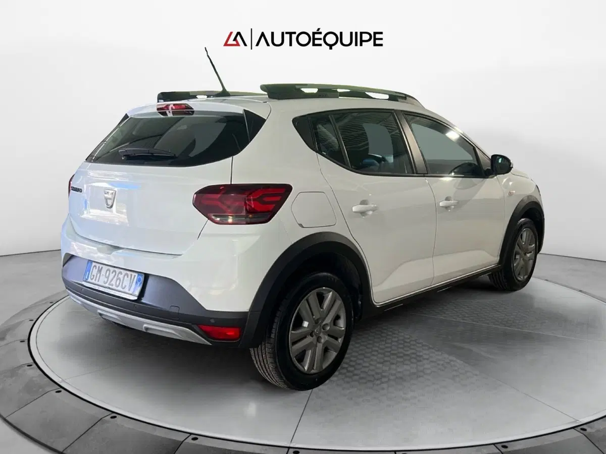 Dacia Sandero usata a Roma (5)