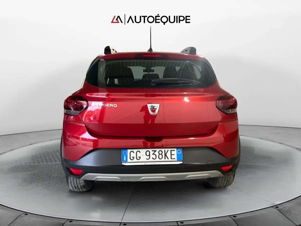 Dacia Sandero usata a Roma (4)