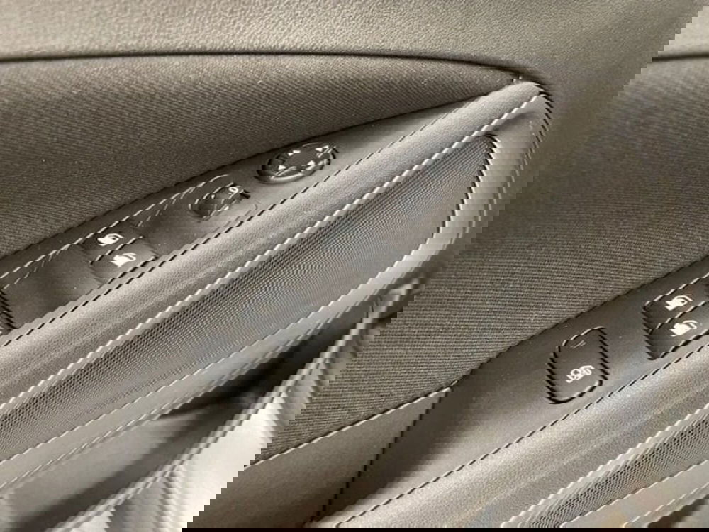 Opel Crossland usata a Alessandria (10)