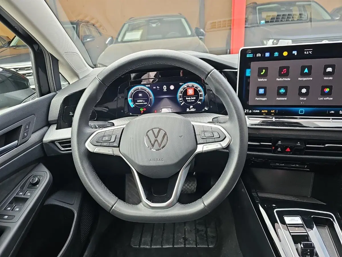 Volkswagen Golf usata a Lecco (10)