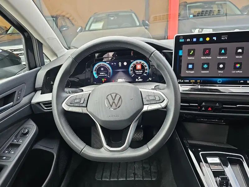Volkswagen Golf usata a Lecco (10)