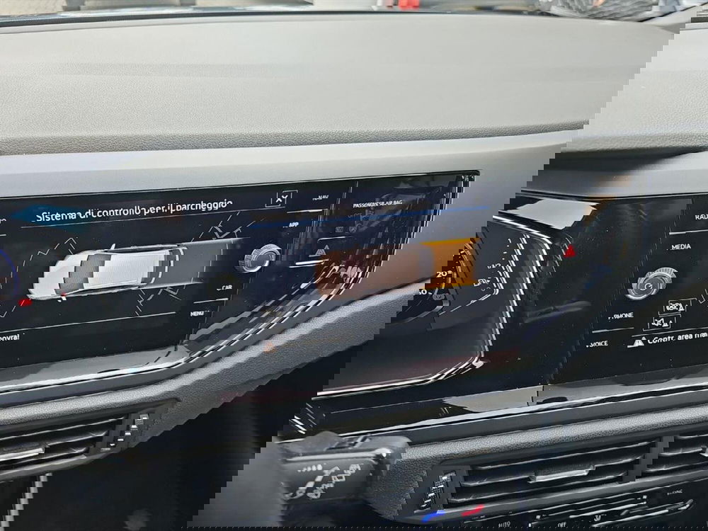 Volkswagen Taigo usata a Lecco (11)