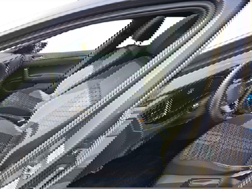 Volkswagen Taigo usata a Lecco (8)