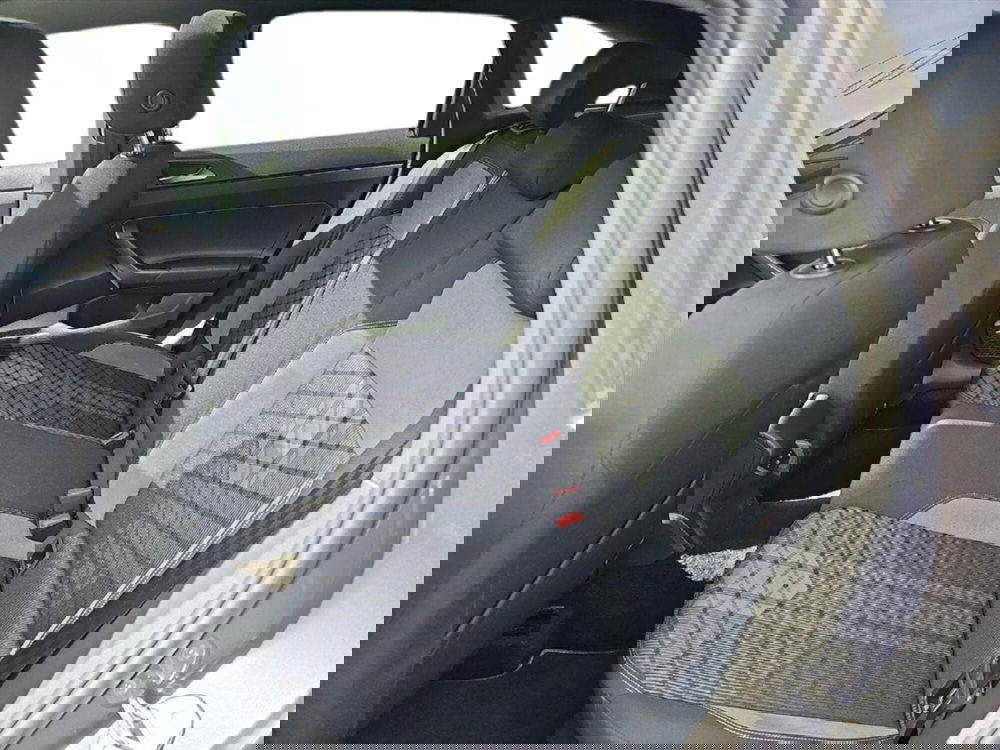 Volkswagen Taigo usata a Lecco (9)