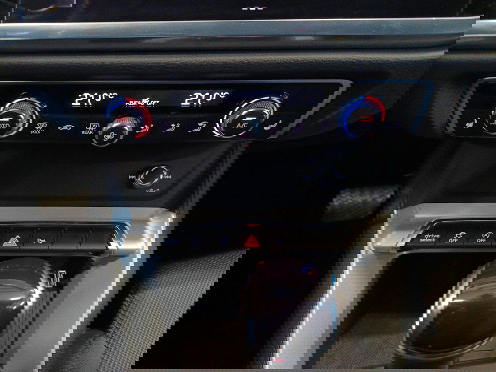 Audi Q3 Sportback usata a Varese (13)