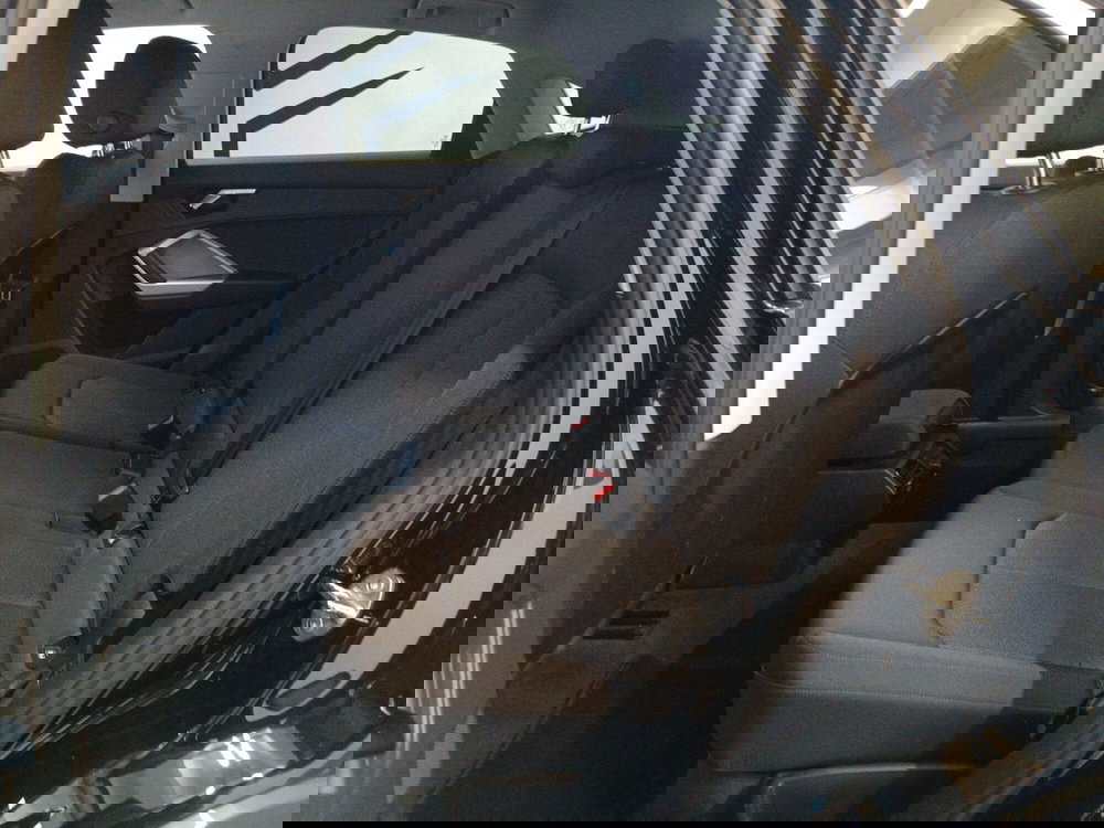 Audi Q3 Sportback usata a Varese (9)