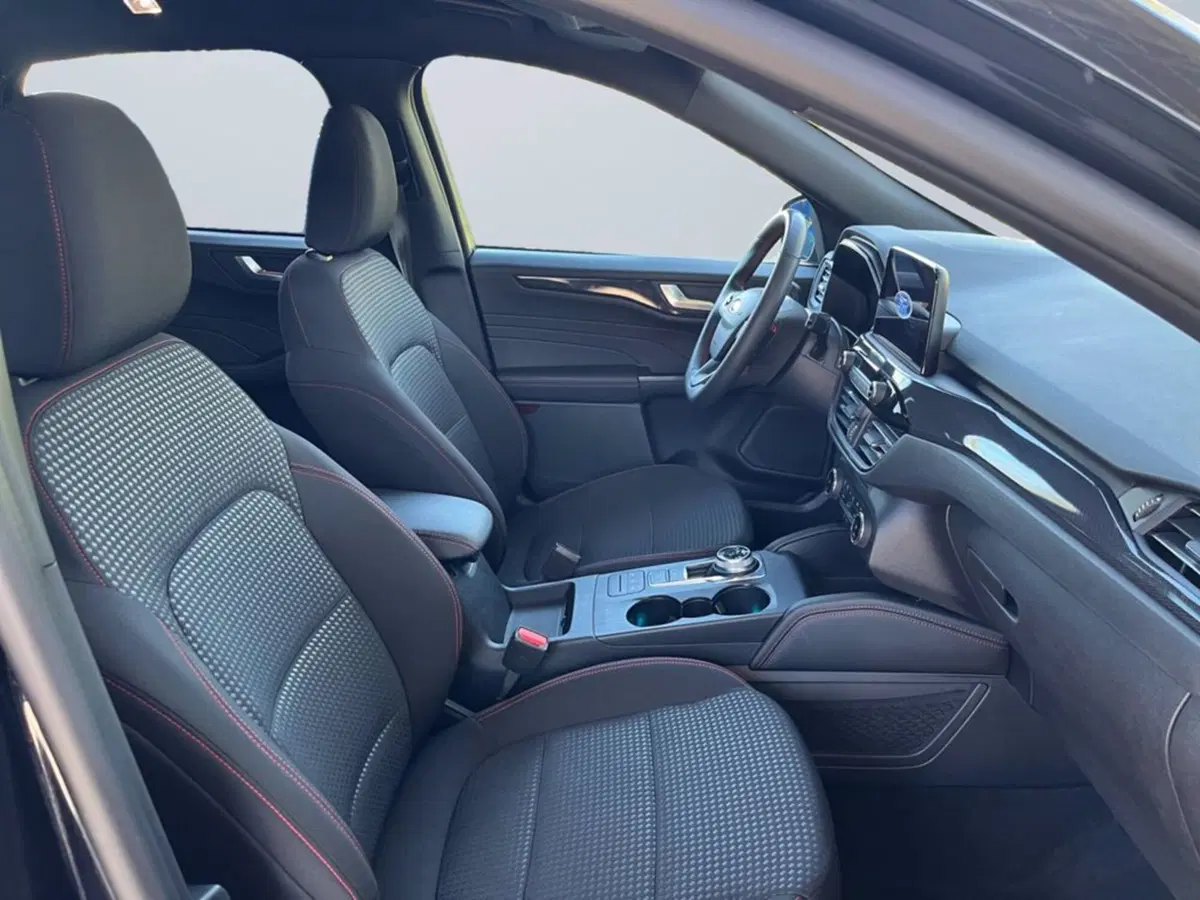 Ford Kuga usata a Milano (16)