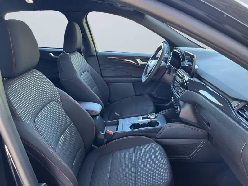 Ford Kuga usata a Milano (16)