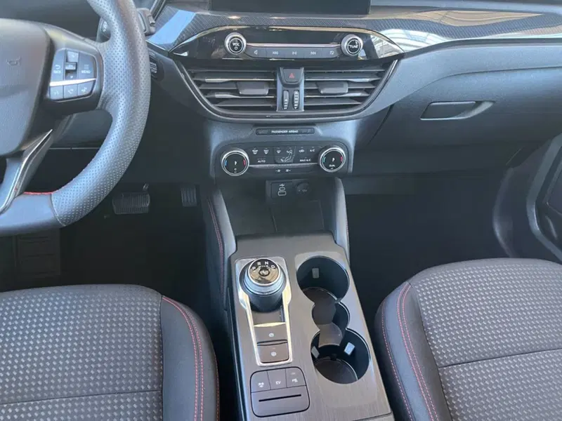 Ford Kuga usata a Milano (17)