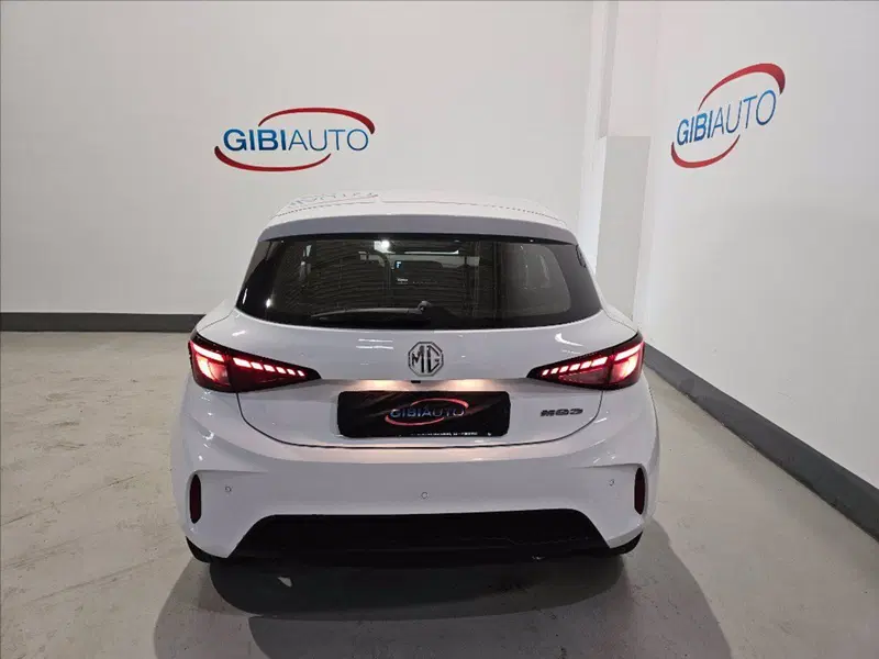 Mg MG3 usata a Palermo (8)