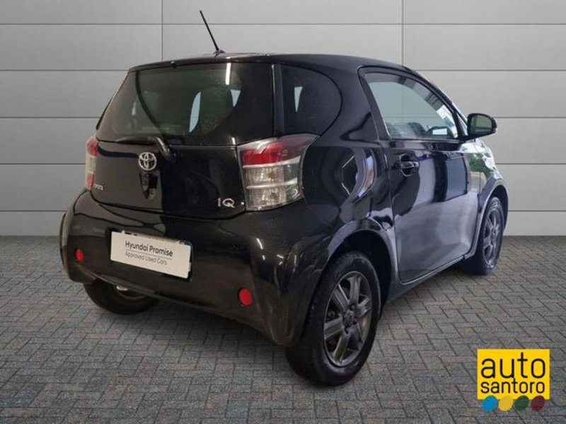 Toyota iQ usata a Salerno (3)