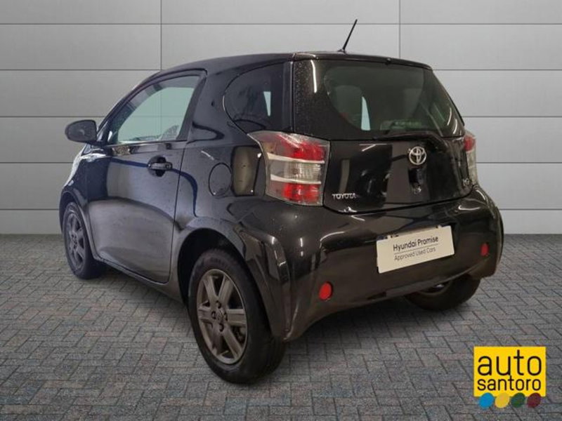 Toyota iQ usata a Salerno (4)