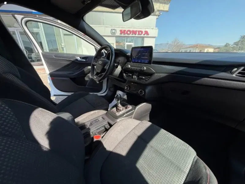Ford Focus usata a Lucca (11)