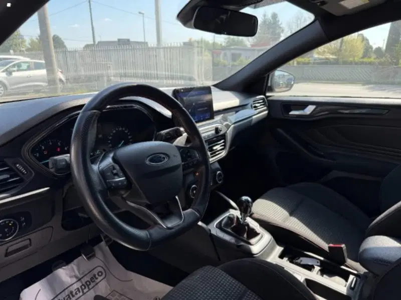 Ford Focus usata a Lucca (7)