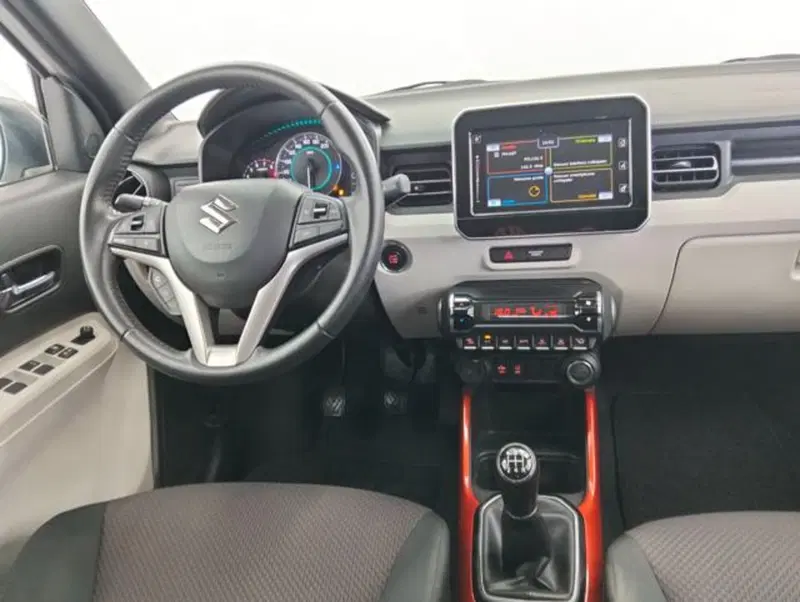 Suzuki Ignis usata a Como (9)