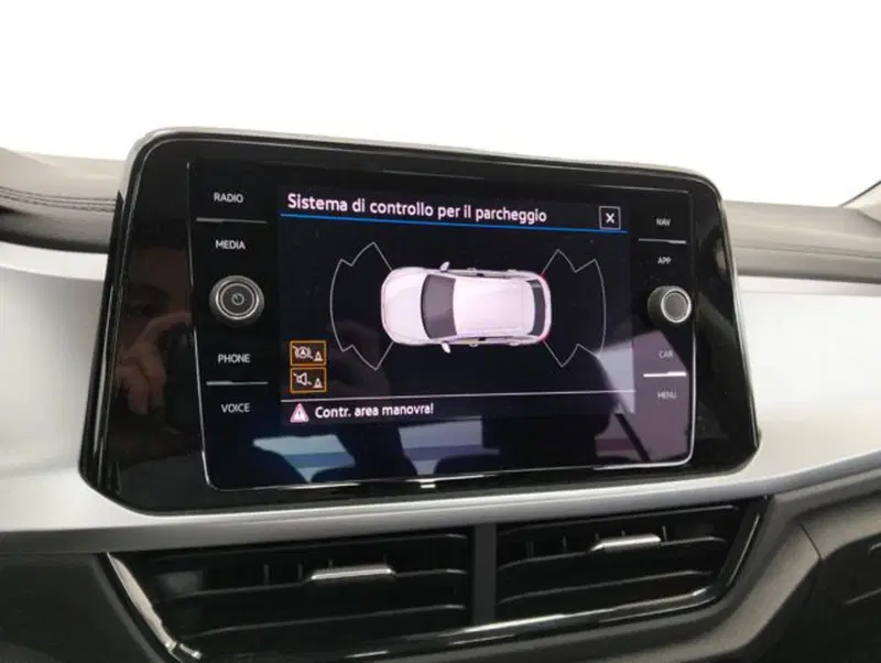 Volkswagen T-Roc usata a Como (16)