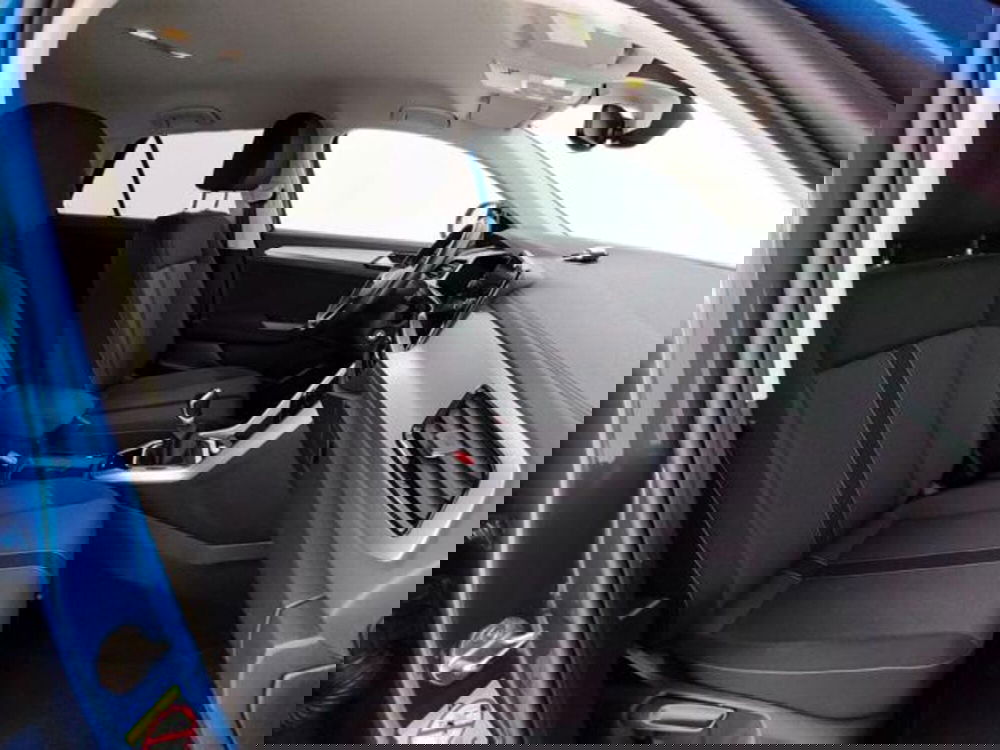 Volkswagen T-Roc usata a Como (3)