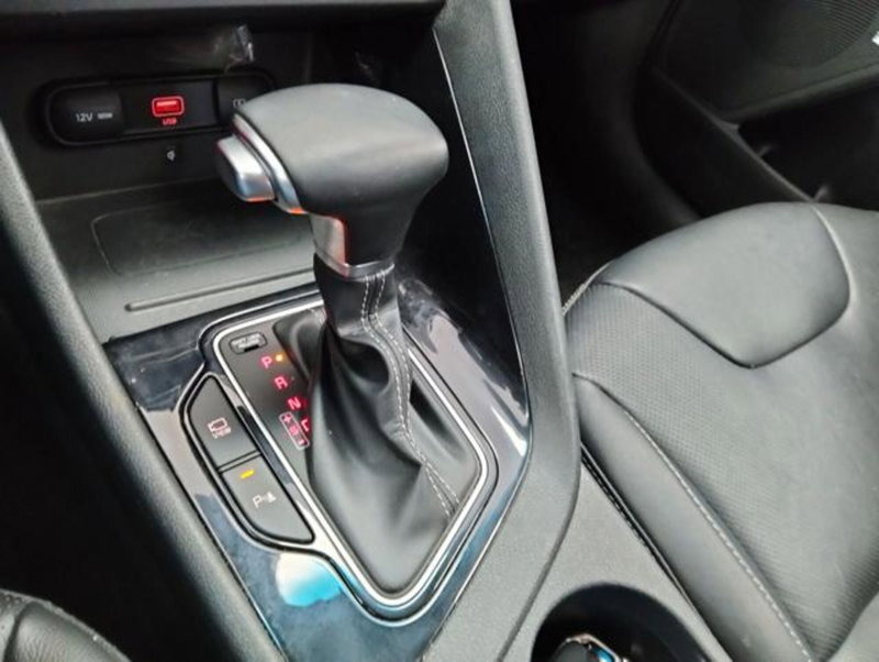 Kia Niro usata a Como (19)
