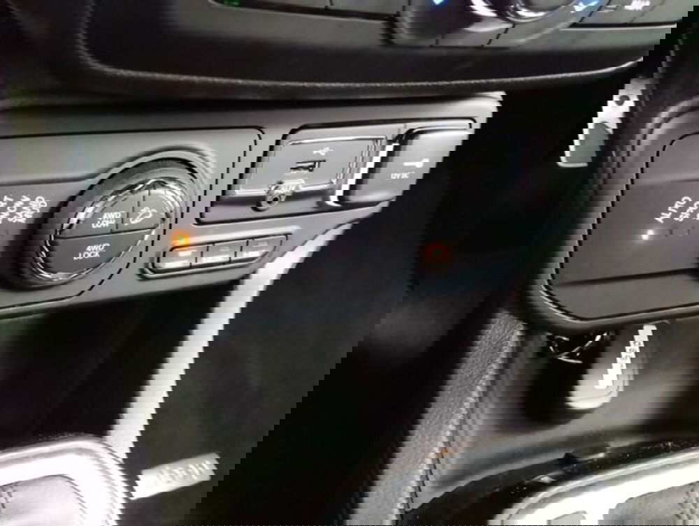 Jeep Renegade usata a Como (20)