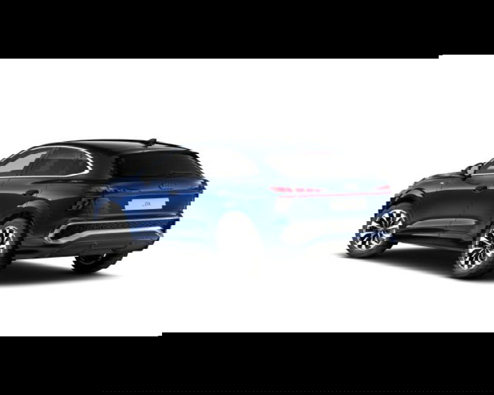 Audi Q3 Sportback nuova a Treviso (4)