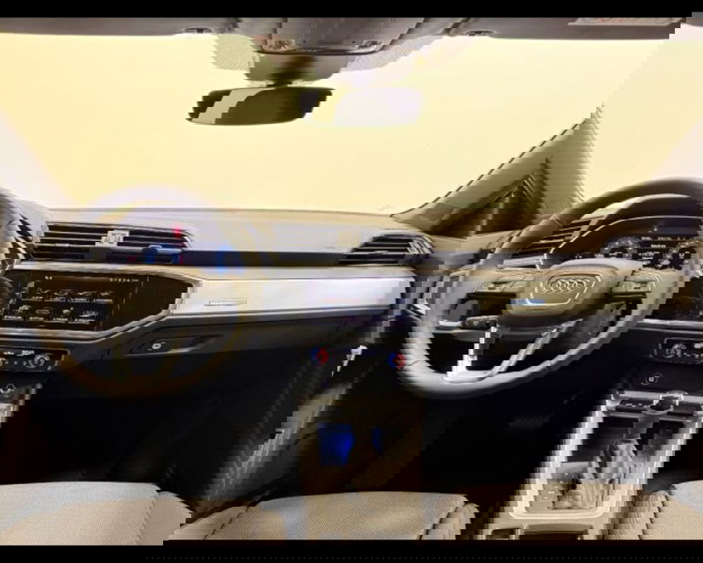 Audi Q3 Sportback nuova a Treviso (4)