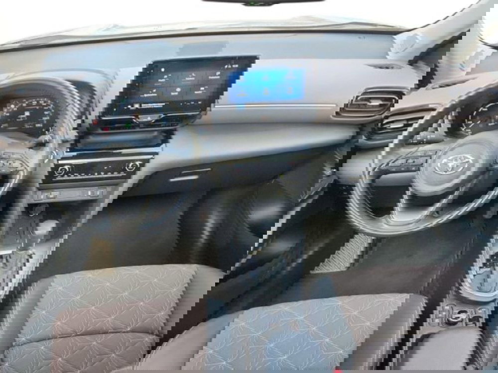 Toyota Yaris Cross usata a Roma (16)