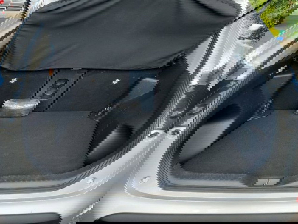 Toyota Yaris Cross usata a Roma (6)