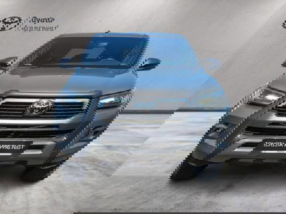 Toyota Hilux usata a Roma (13)