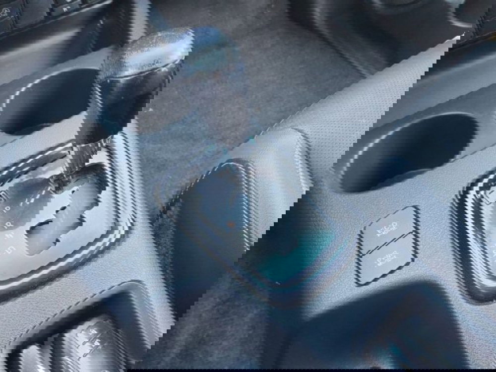 Toyota Hilux usata a Roma (20)