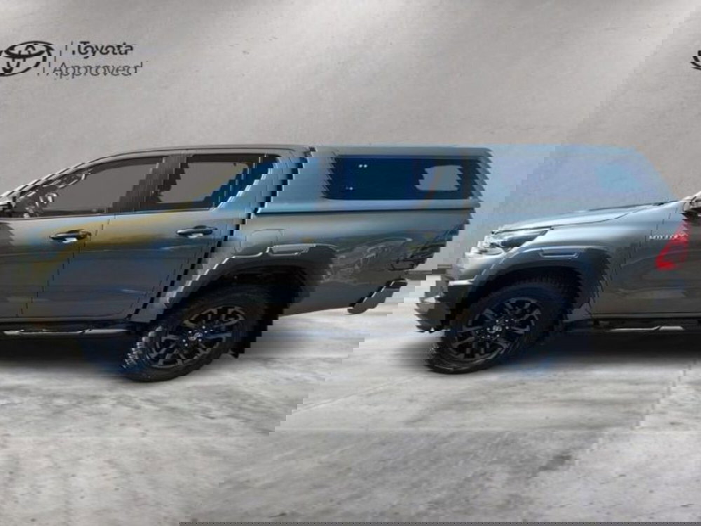 Toyota Hilux usata a Roma (3)