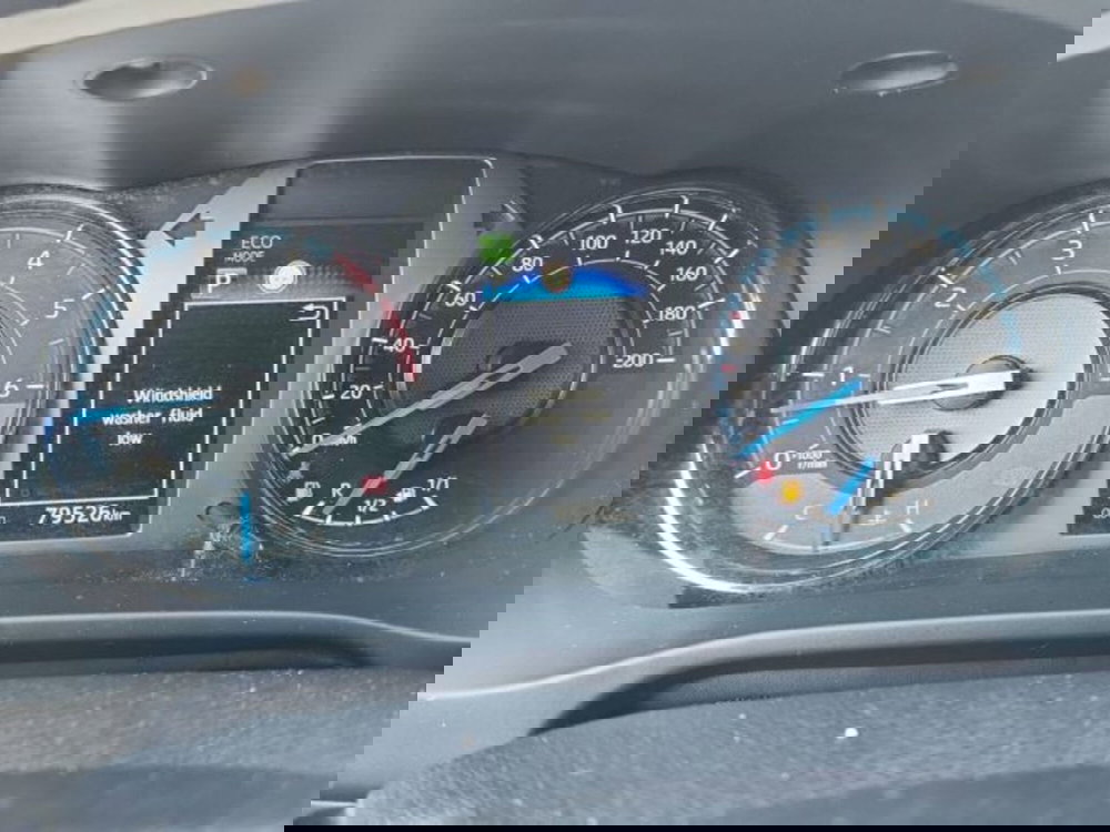 Toyota Hilux usata a Roma (9)