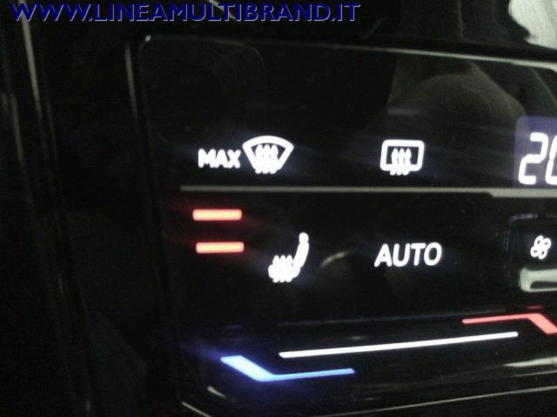 Volkswagen T-Cross usata a Piacenza (6)