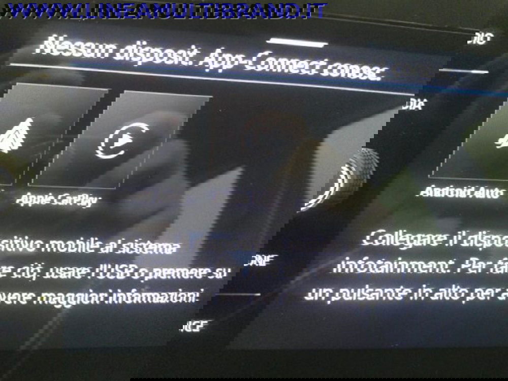 Volkswagen T-Cross usata a Piacenza (8)