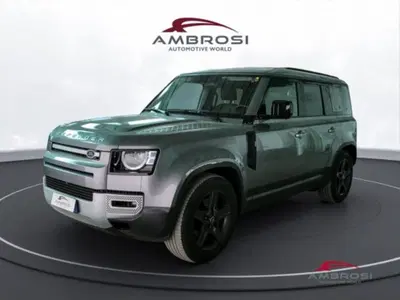 Land Rover Defender 110 3.0d i6 mhev X-Dynamic SE awd 250cv auto del 2021 usata a Corciano