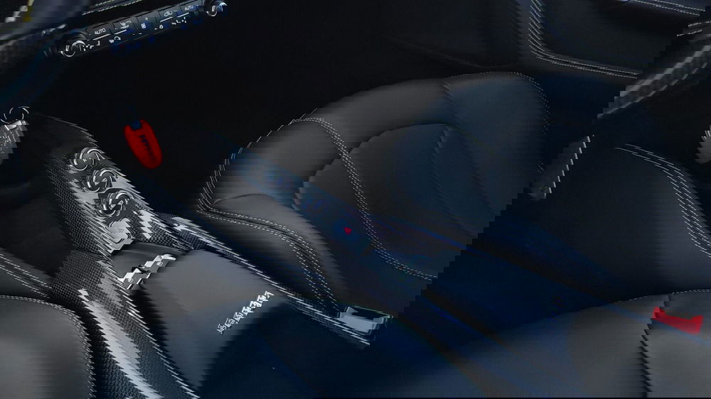 Ferrari F8 Coupé usata a Perugia (14)