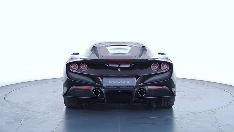 Ferrari F8 Coupé usata a Perugia (6)
