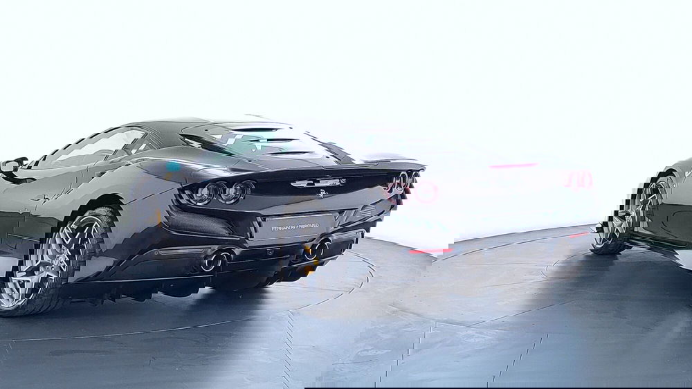 Ferrari F8 Coupé usata a Perugia (7)