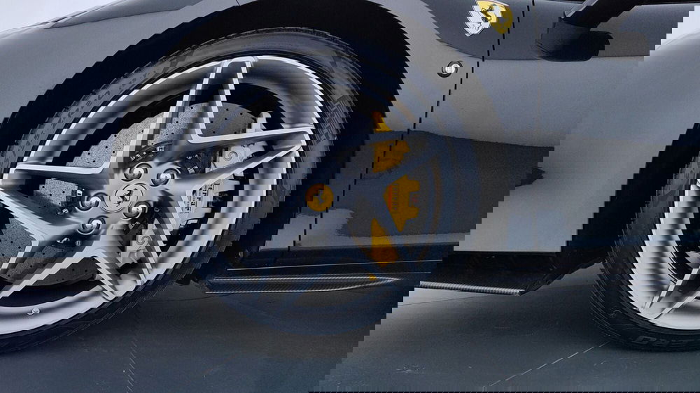 Ferrari F8 Coupé usata a Perugia (9)