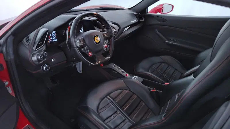 Ferrari 488 Coupé usata a Perugia (12)